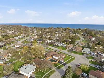 35 Albery Crescent, Ajax, On L1s 2y2