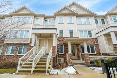 2500 Hill Rise Court 65, Oshawa, On L1l 0m6
