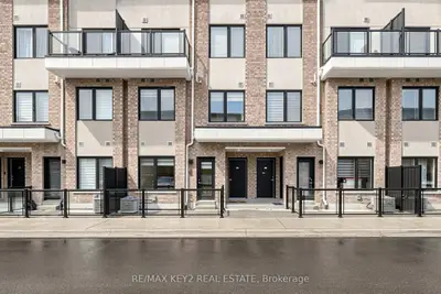 1695 Dersan Street 230, Pickering, On L1x 0s9