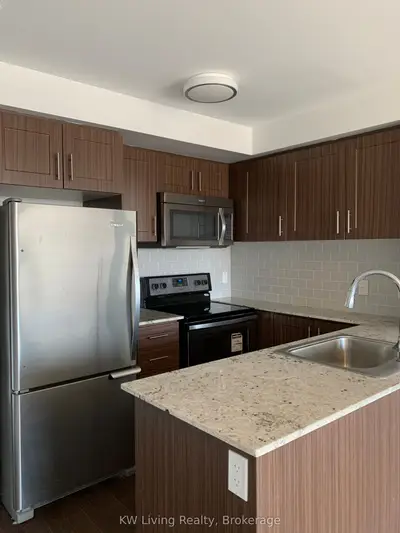 185 Bonis Avenue 1909, Toronto E05, On M1t 0a4