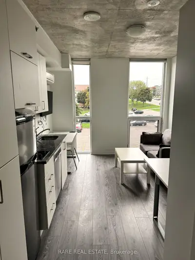 1900 Simcoe Street N 224, Oshawa, On L1g 4y3