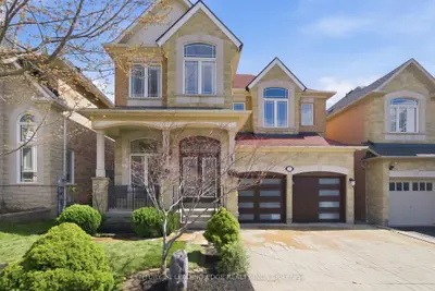 7 Salvage Street, Ajax, On L1z 1s5