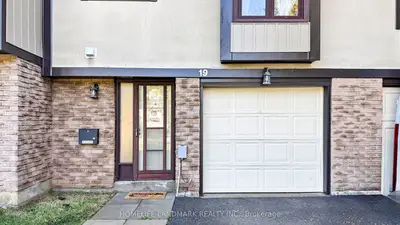19 Fundy Bay Boulevard, Toronto, On M1w 3a1