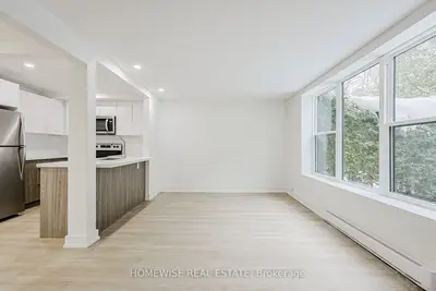 100 Liberty Street N 11a, Clarington, On L1c 2m1