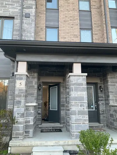 1956 Altona Road 5, Pickering, On L1v 0g4