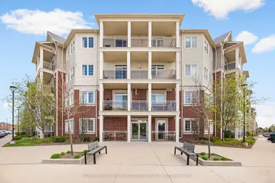 80 Aspen Springs Drive 111, Clarington, On L1c 0v4