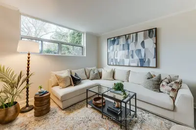 225 Woodville Avenue Lower, Toronto E03, On M4j 2r4