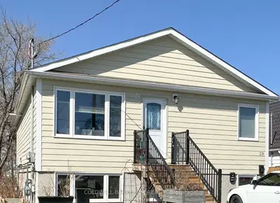 230 Annis Street 2, Oshawa, On L1h 3p4