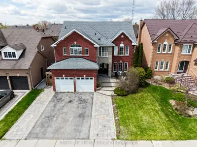 1856 Woodview Avenue, Pickering, On L1v 1l4