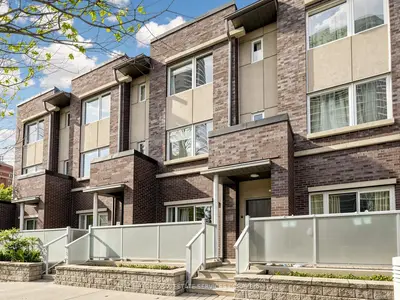 330 Village Green Square 3, Toronto, On M1s 0l1