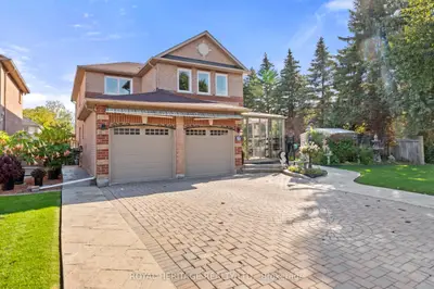 1101 Gossamer Drive, Pickering, On L1x 2t7