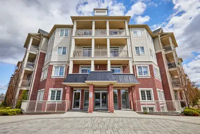84 Aspen Springs Drive 112, Clarington, On L1c 0v3