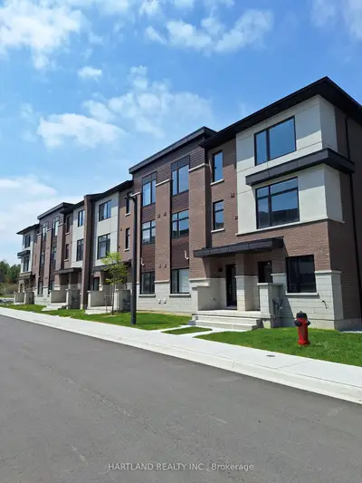 1695 Dersan Street 1202, Pickering, On L1x 0s9
