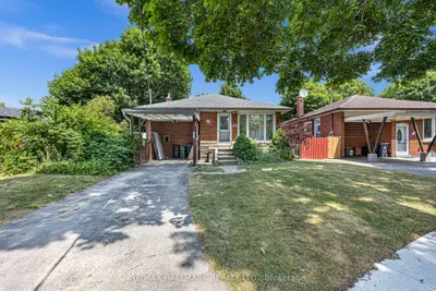 28 Furlong Court 2, Toronto E09, On M1j 1y8