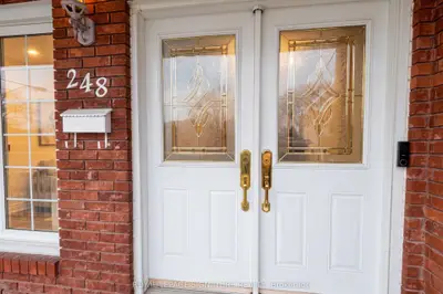 248 Gowan Avenue, Toronto, On M4j 2k6