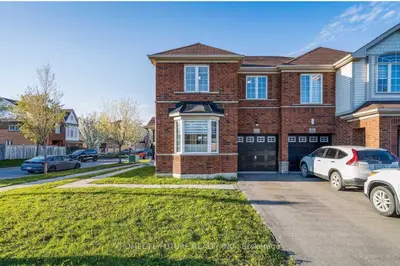 9 Jessett Street, Ajax, On L1t 0g4