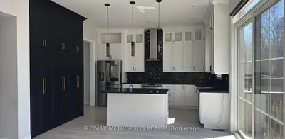 133 Auckland Drive, Whitby, On L1p 0h4