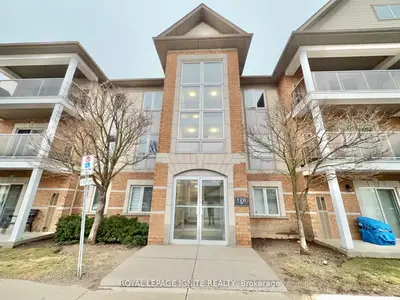 128 Aspen Springs Drive 108, Clarington, On L1c 0g9