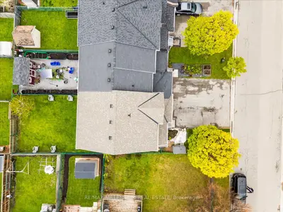 214 Graburn Avenue, Oshawa, On L1h 3b1