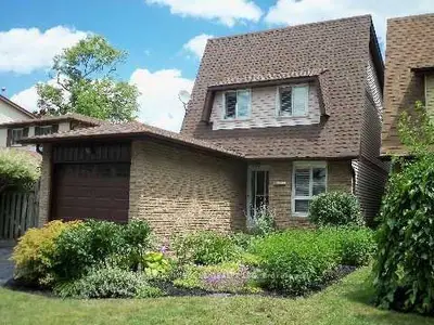 403 Vega Street, Oshawa, On L1k 1e6