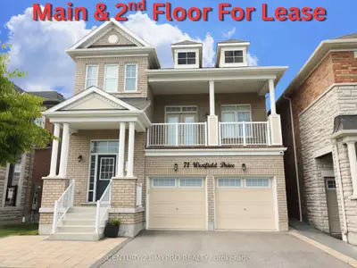 Detached in Whitby