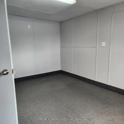 1019 Nelson Street 10, Oshawa, On L1h 7n9