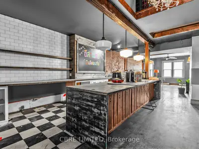 730 Queen Street E 2nd Floor, Toronto, On M4m 1h2