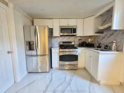 66 Overlord Crescent Lower, Toronto, On M1b 4p2