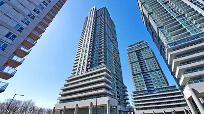 50 Town Centre Court 1909, Toronto E09, On M1p 0a9