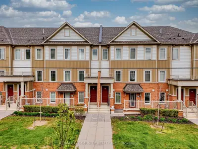 2500 Hill Rise Court 128, Oshawa, On L1l 0m6