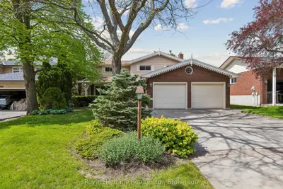 232 Beatrice Street W, Oshawa, On L1g 7m9