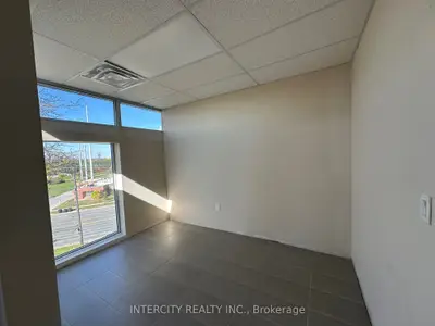 2901 Lawrence Avenue E 405 & 406, Toronto, On M1p 2t4