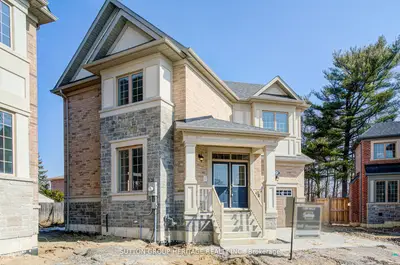 21 Deer Creek Court, Toronto E10, On M1c 1n8