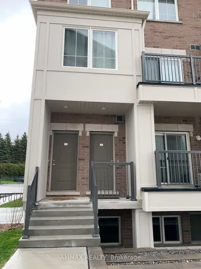490 Beresford Path 8, Oshawa, On L1h 0b2