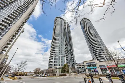135 Village Green Square 3918, Toronto E07, On M1s 0g4