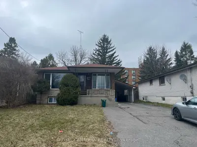 644 Athol Street E Main, Oshawa, On L1h 1m3