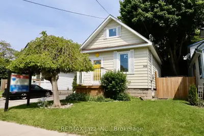 368 Buena Vista Avenue, Oshawa, On L1j 2m5