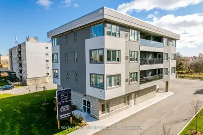143 Bloor Street W 403, Oshawa, On L1j 1p5