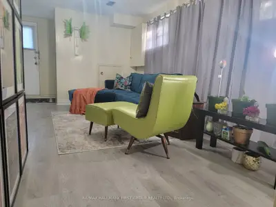 1903 Rosefield Road Unit A, Pickering, On L1v 3k2