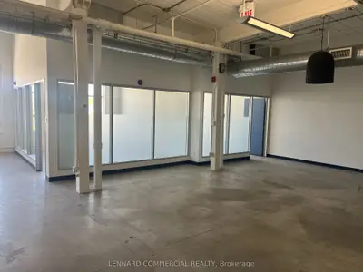 401 Logan Avenue 205, Toronto, On M4m 2p2