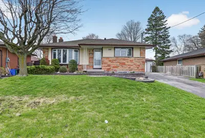 64 Gatineau Street Bsmt, Oshawa, On L1h 7g3
