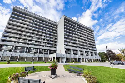 92 Church Street S Ph 4, Ajax, On L1s 6b4