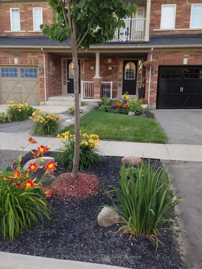 42 Keywood Street, Ajax, On L1z 2e5