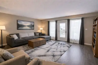 662 Balsam Crescent, Oshawa, On L1j 6a2