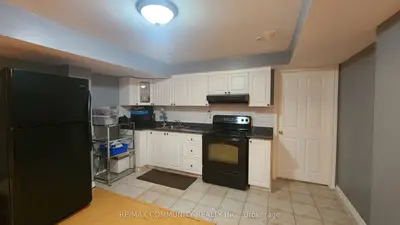 51 Hummingbird Drive Basement, Toronto, On M1x 1y2