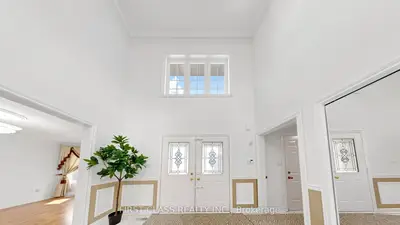 17 Cross Hill Road, Toronto, On M1t 3e3