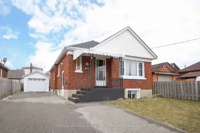 54 Chadburn Street Main, Oshawa, On L1h 5t8