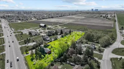 2263 Hwy 2, Clarington, On L1c 3k7