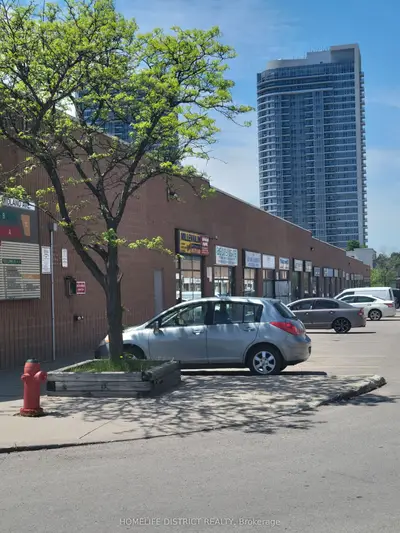 2370 Midland Avenue B8, Toronto, On M1s 5c6