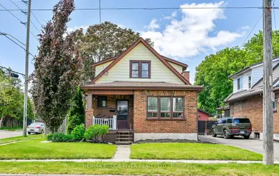 338 Jarvis Street, Oshawa, On L1g 5l2